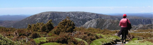 How Do the Brits, Aussies and Americans Describe Hiking? A Cultural Breakdown