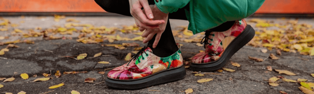 Shoes suddenly causing blisters? ArmaSkin anti-blister socks reduce friction and keep feet comfortable all day